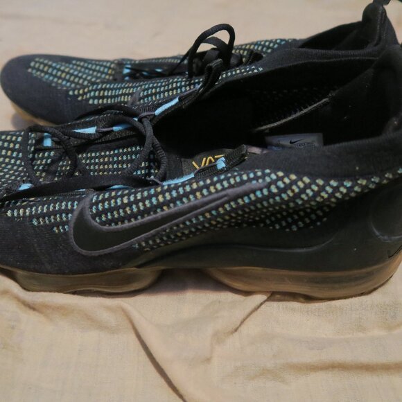 Nike Air Vapormax 2021 Flyknit 'Pollen Chlorine Blue' Black Gold